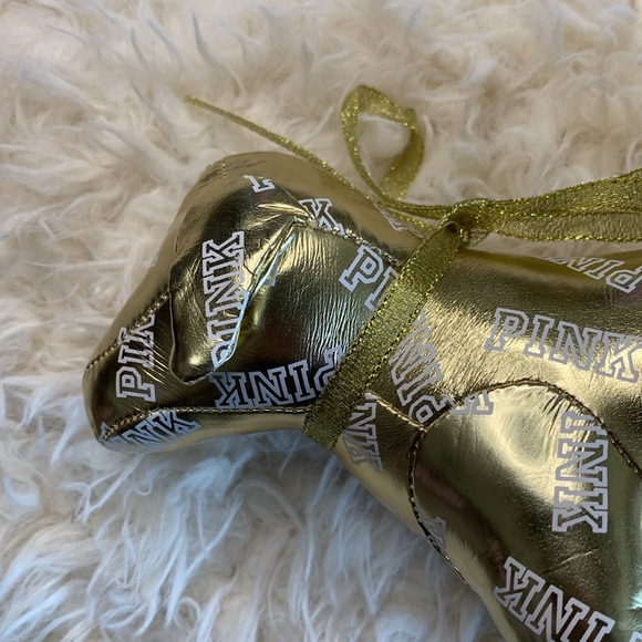 Victoria Secret 2014 Pink Fashion Show Gold Plush Dog Collectible - Picture 3 of 9